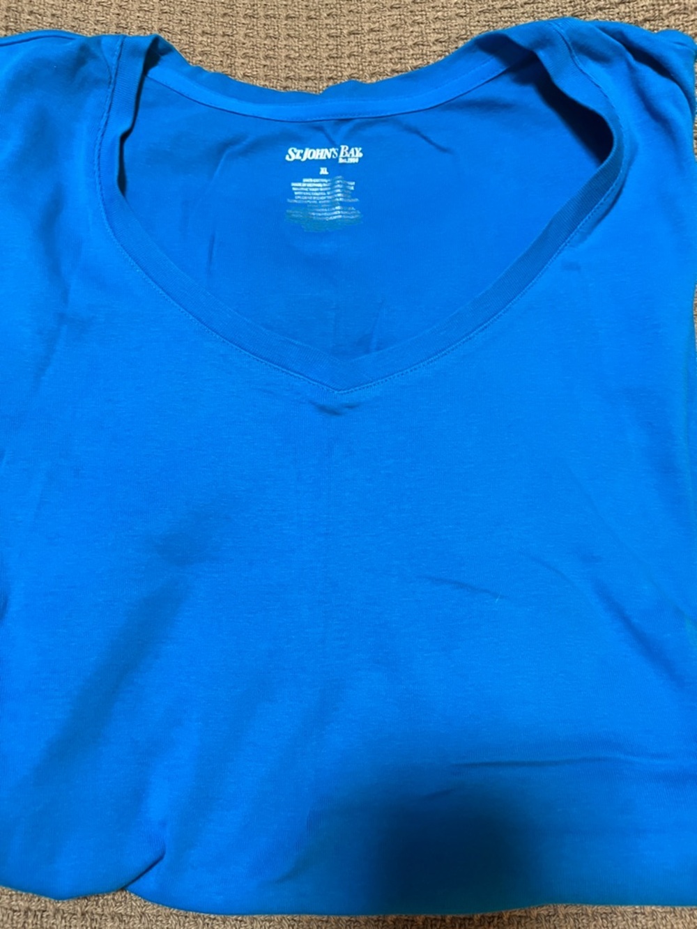 5 Women’s St. John's Bay Women's V-Neck Tees—Size XL - Picture 3 of 4